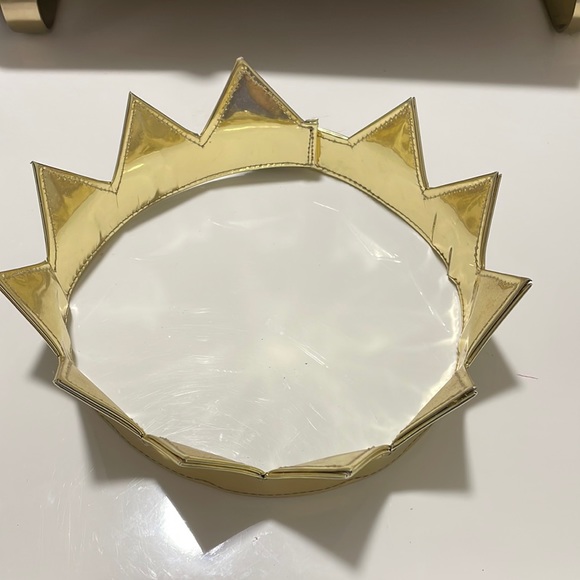 Gold Crown Adjustable (Velcro Closure) - Picture 1 of 11